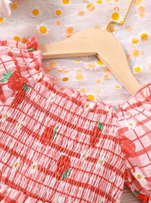 SHEIN 小女童格紋和草莓圖案泡泡袖荷葉邊連衣裙帶配件帽 - 彩色 - 查看 5