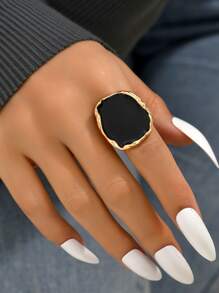 Inel decorativ geometric