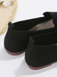 Flat Loafer Kaki Persegi Minimalis Wanita Hitam - Hitam - View 3