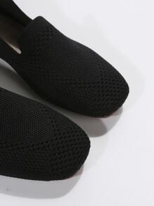 Flat Loafer Kaki Persegi Minimalis Wanita Hitam - Hitam - View 4
