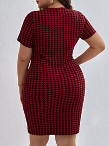 SHEIN Essnce Plus Houndstooth Print Bodycon Dress