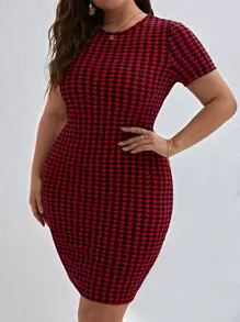 SHEIN Essnce Plus Houndstooth Print Bodycon Dress