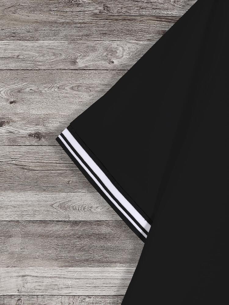 Men Crown & Letter Graphic Tee