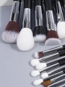 MAANGE 27pcs/30pcs Professional Makeup Brush Set, Soft Fiber Material, Portable, Includes Foundation Brush, Eyeshadow Brush, Eyebrow Brush, Travel Makeup Brush Set, Makeup Brush Set, Makeup Brush Kit, Makeup Brush Set, Complete Makeup Tools, Makeup Brush Set, Makeup Gift Set - Black - View 9