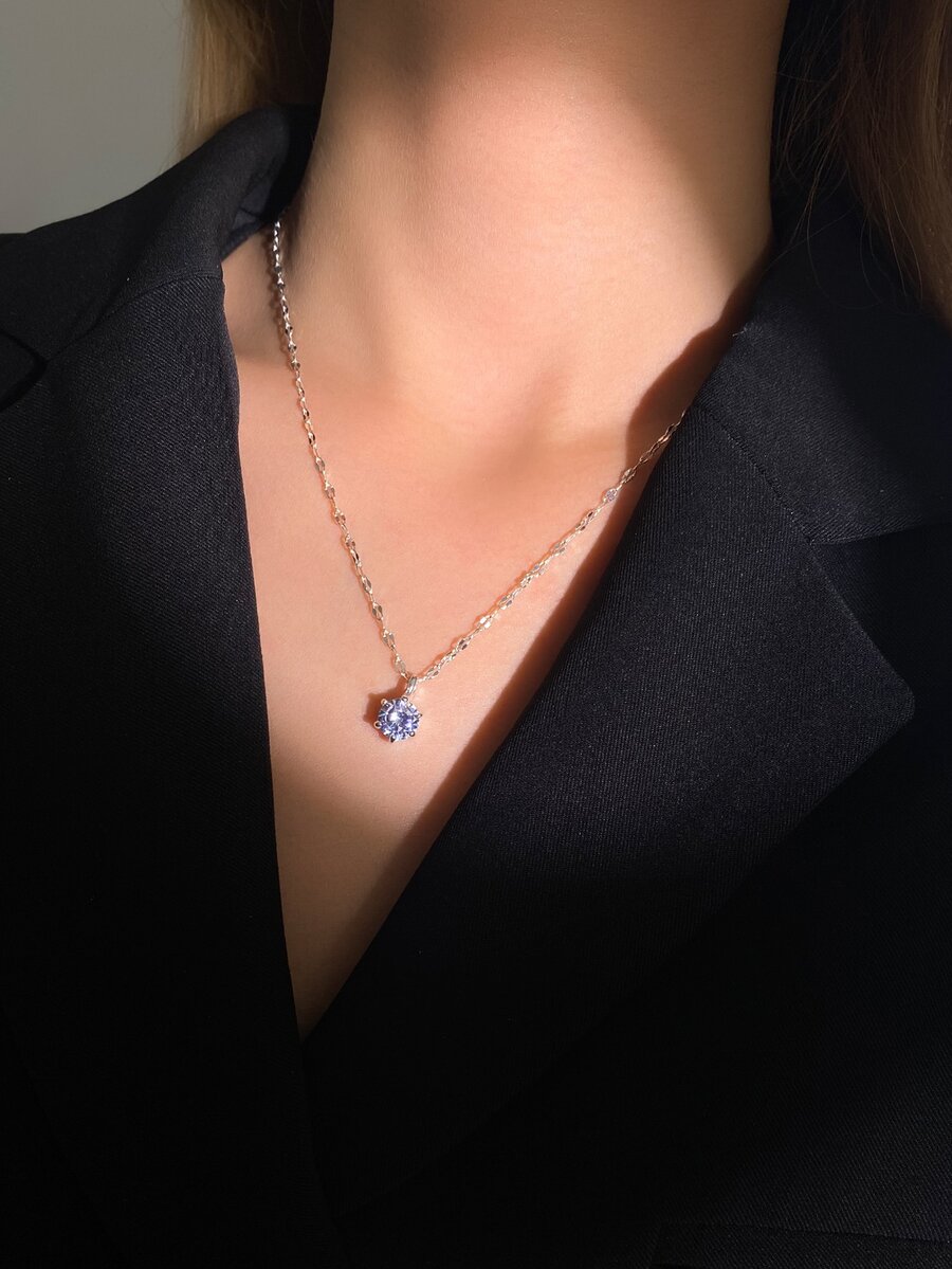 方晶鋯石裝飾項鍊 - 銀色 - 查看 1