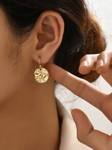 Bông tai thả tròn kết cấu - Vàng - Xem 3