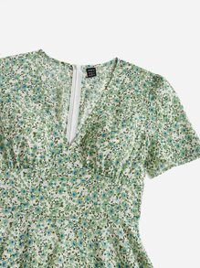 SHEIN VCAY Vestido con estampado floral pecho con fruncido - verde menta - Ver 5