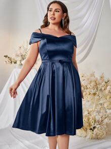 MUXXN Vestido de hombros descubiertos de satén - Azul Marino - Ver 6