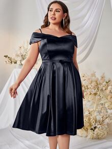 MUXXN 大碼挖肩緞面連衣裙 - 黑色 - 查看 6