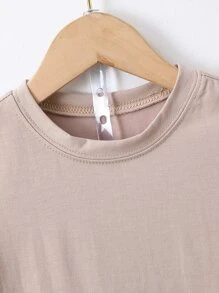 SHEIN Chàng trai trẻ Màu Khaki Giải trí Phong cách đường phố Vòng cổ Ngắn tay Bộ quần đùi & áo sơ mi Với In thư Cho mùa hè - Màu Khaki - Xem 4