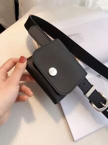 Riñonera mini con diseño metal con solapa - Negro - Ver 2