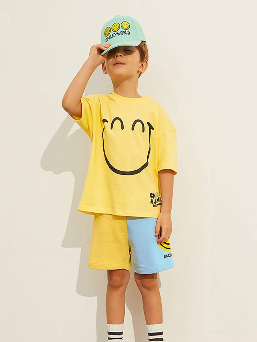 男小童2入組休閒透氣舒適笑臉印花短袖圓領T恤和短褲適合夏天 - 彩色 - 查看 1