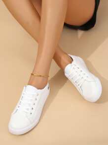 女式運動滑板鞋心形圖案前繫帶運動鞋