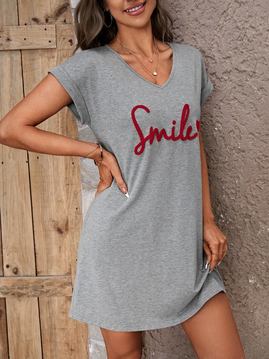 SHEIN LUNE Vestido estilo camiseta con estampado de letra doblado - Gris - Ver 1
