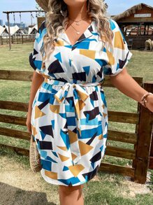 SHEIN LUNE Plus Geo Print Batwing Sleeve Belted Dress - Multicolor - View 1