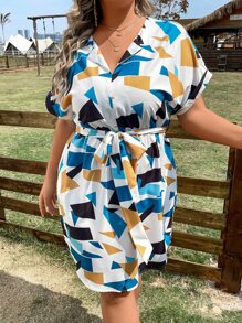 SHEIN LUNE Plus Geo Print Batwing Sleeve Belted Dress - Multicolor - View 4