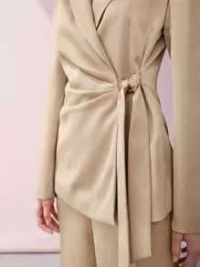 MOTF PREMIUM 圍裹西裝外套 - 米色 - 查看 4