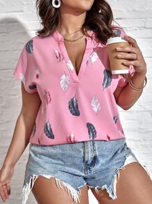 SHEIN LUNE Blusa con estampado de pluma de cuello de muesca de manga murciélago - Rosa - Ver 5
