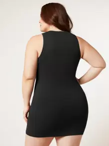 SHEIN BASICS 純色修身連身裙（大尺碼） - 黑色 - 查看 2