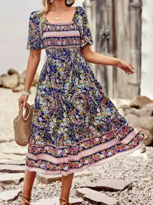 SHEIN VCAY 滿版印花抽褶細節大圓領荷葉邊連衣裙 - 藏蓝色 - 查看 1