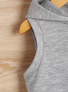 SHEIN Đứa bé trai Đồ họa chữ cái & Gấu áo có mũ Áo ba lỗ & Quần short - Màu Xám nhạt - Xem 4