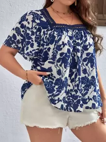SHEIN VCAY 大碼印花拼接水溶蕾絲蝴蝶袖襯衫 - 藍白色 - 查看 3