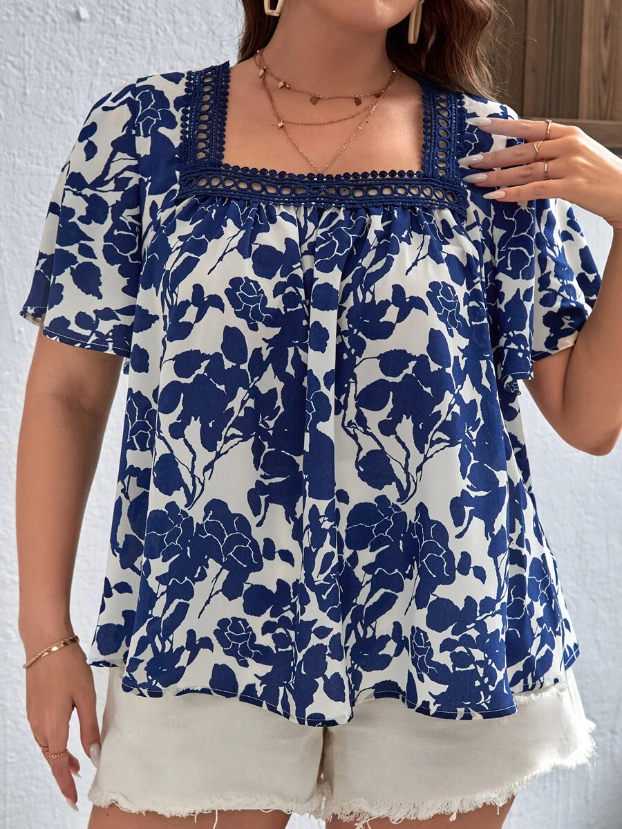 SHEIN VCAY 大碼印花拼接水溶蕾絲蝴蝶袖襯衫 - 藍白色 - 查看 1