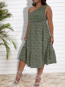 SHEIN LUNE Plus Ditsy Floral Print One Shoulder Dress - Green - View 3