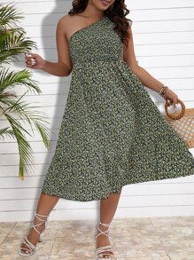 SHEIN LUNE Plus Ditsy Floral Print One Shoulder Dress - Green - View 5