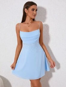 Vestido de tirantes con diseño de diamante de imitación fruncido - Celeste - Ver 3