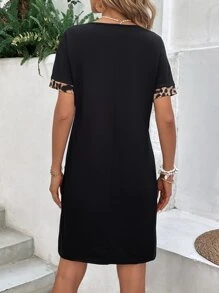 SHEIN LUNE Đầm Nút Túi In hoa Báo Giải trí - màu đen - Xem 2