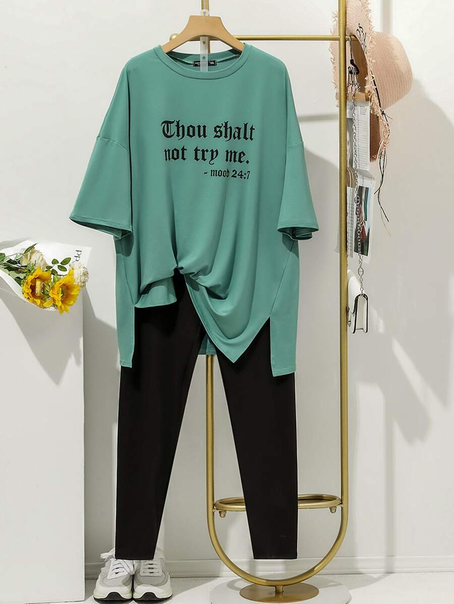 Mulvari Plus Slogan Graphic Drop Shoulder Split Hem Tee & Leggings - Multicolor - View 1