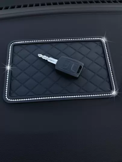 1pc Silicone Non-slip Car Pad