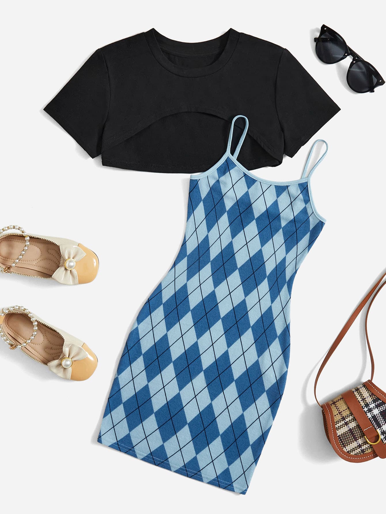 SHEIN 女孩高低下擺T恤和菱形印花吊帶連衣裙 - 彩色 - 查看 1