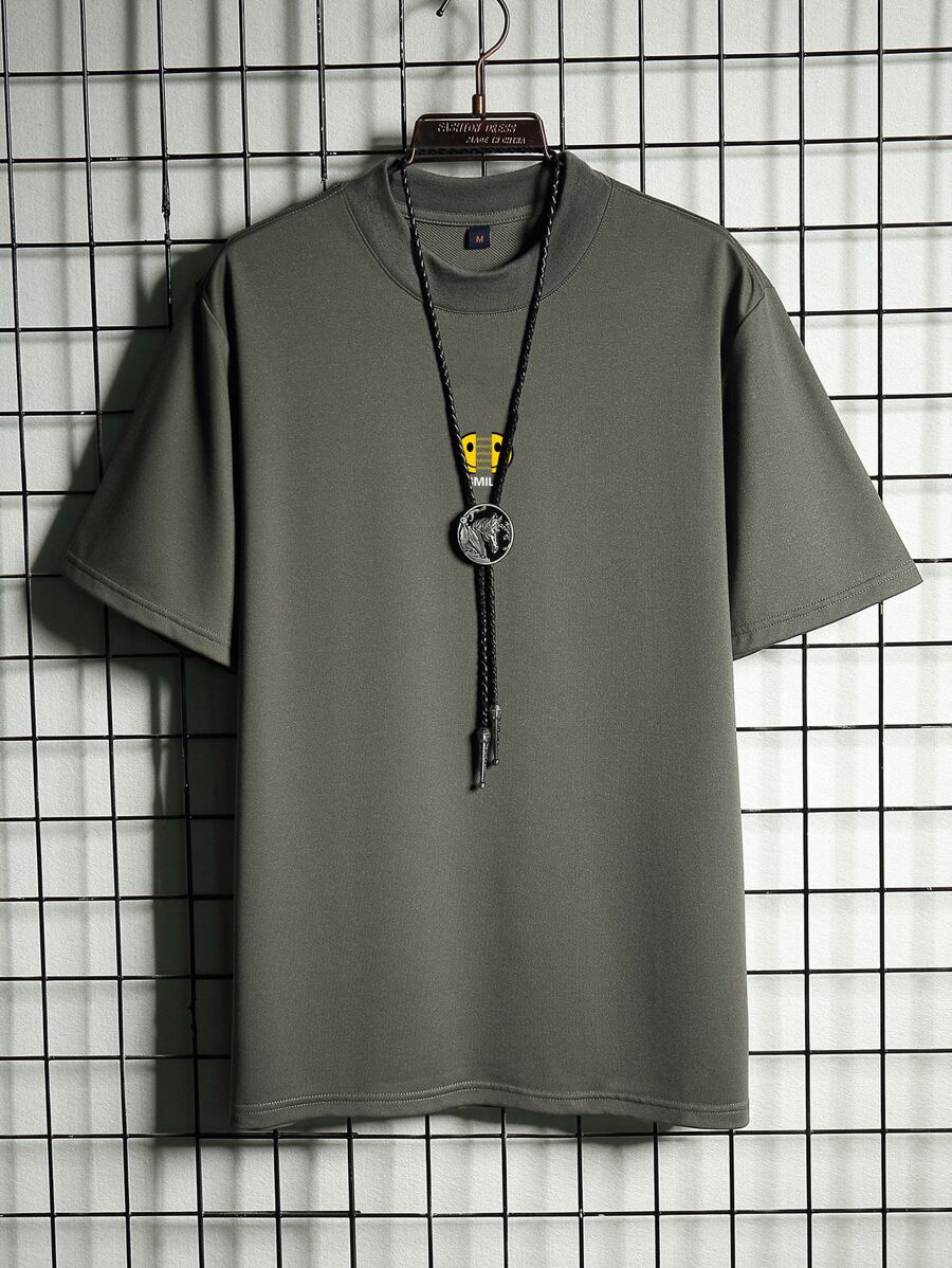 Manfinity Homme Men Letter & Expression Print Mock Neck Tee - Dark Grey - View 1