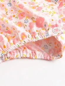 可爱复古碎花短袖三角连体衣，适合女婴，夏季派对、度假穿着