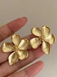 Flower Design Stud Earrings - Yellow Gold - View 2