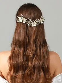 1入裝女性花朵和珍珠裝飾優雅新娘頭飾，適用於婚禮晚會波西米亞頭飾