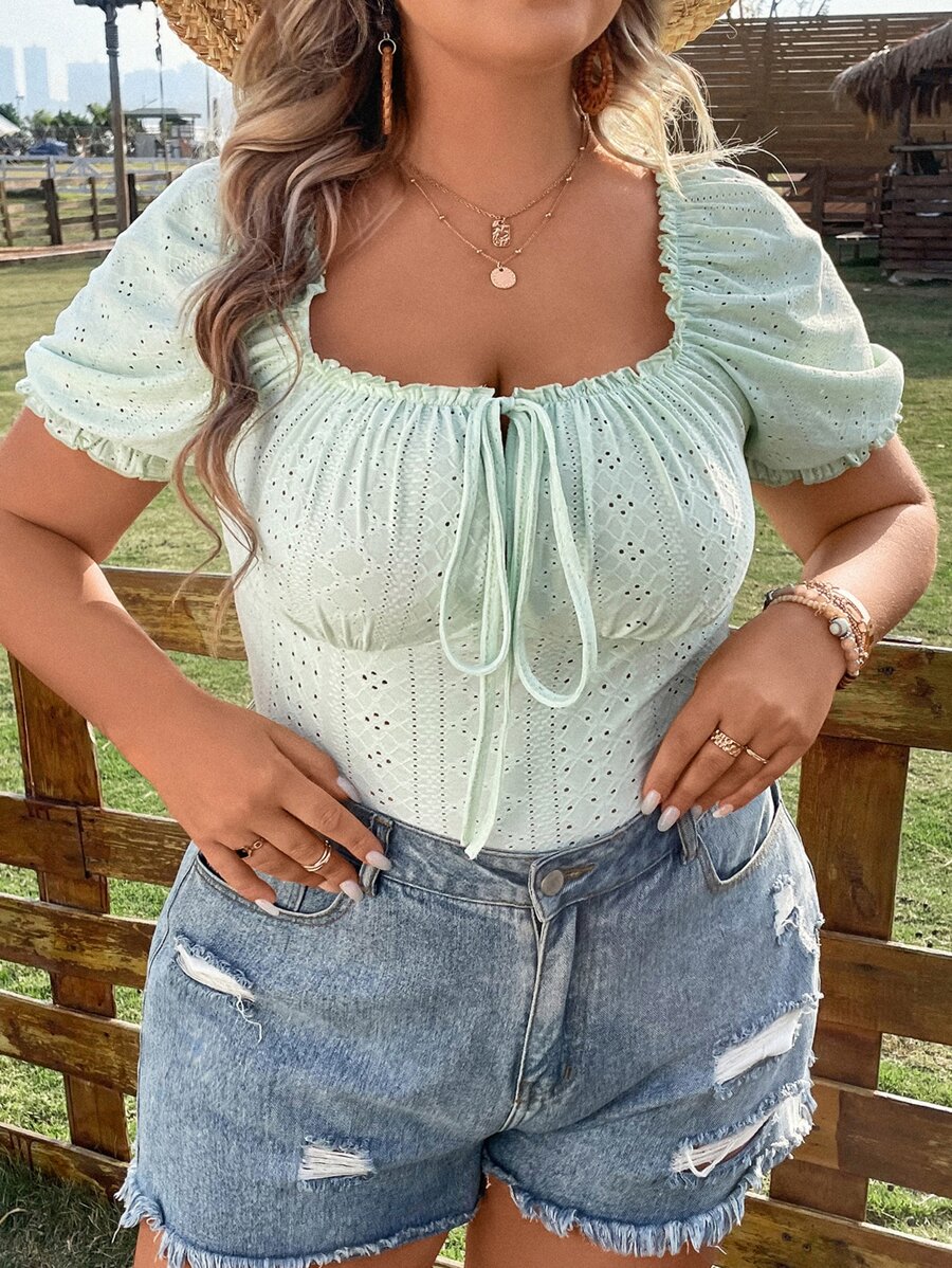 Calvaya Áo thun Plus size viền lá sen Thắt nơ trước Tranh thêu màu trơn Giải trí - màu xanh lá - Xem 1