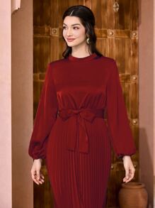 Mulvari 燈籠袖百褶下擺繫腰帶連衣裙 - 酒紅色 - 查看 4