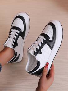 女士休闲运动鞋平底户外运动鞋 - 黑與白 - 查看 1