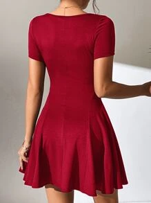 SHEIN PETITE Vestido unicolor de cuello scoop bajo con fruncido - Rojo - Ver 2