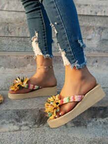 Women Flower Decor Colorblock Toe Post Flip Flops, Vacation Plastic Flip Flops - Multicolor - View 3