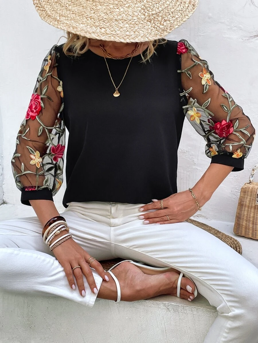SHEIN VCAY Blusa con bordado floral de manga de malla - Negro - Ver 1