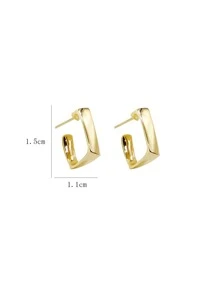 Minimalist Hoop Earrings - Yellow Gold - View 3
