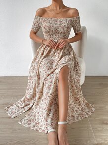 SHEIN VCAY 滿版印花一字肩高衩連衣裙 - 杏色 - 查看 1