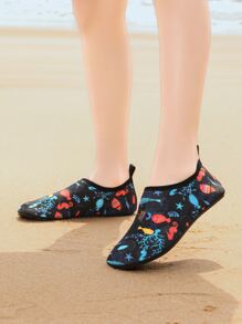Sporty Aqua Socks For Boys, Cartoon Fish Pattern Contrast Binding Water Shoes - Multicolor - View 3