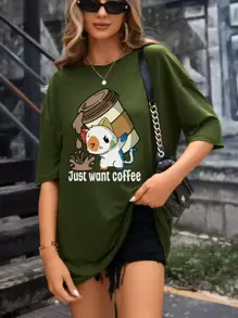 SHEIN EZwear Camiseta de hombros caídos con estampado de slogan y dibujos animados - Verde militar - Ver 1