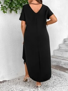 SHEIN LUNE 大碼隱藏口袋弧形下擺T恤洋裝 - 黑色 - 查看 2