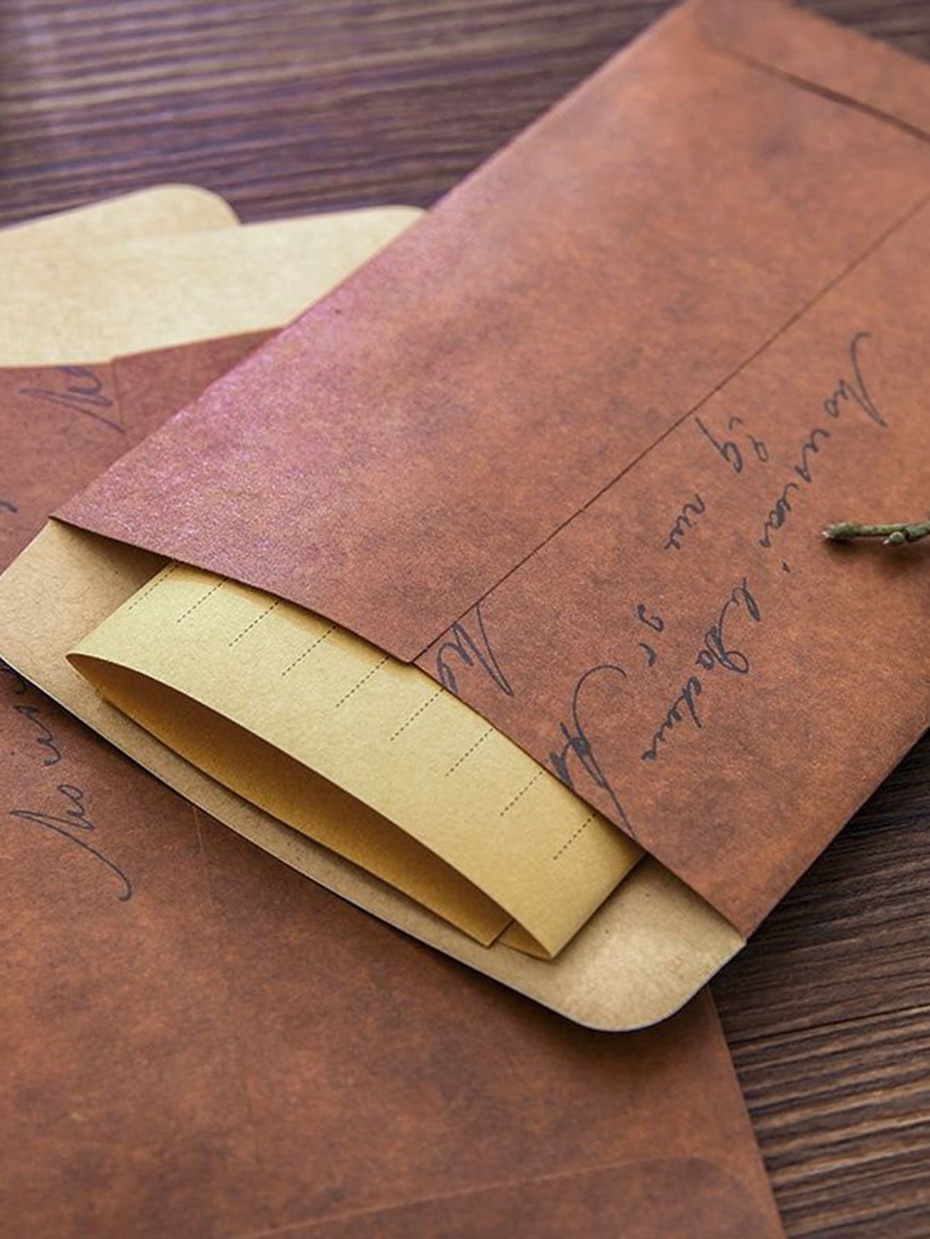 1pc Red Brown Paper Envelope, Vintage Literary Mailing Envelope For Birthday Gift - Rust Brown - View 1